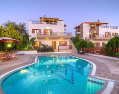 Toàn bộ căn nhà/căn hộ Anemomylos Villa Ii, With Private Pool, Walking Distance To Shops & Restaurants! (Mylopotamos, Hy Lạp)