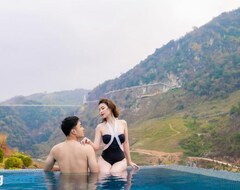 Khách sạn Moc Chau Island Mountain Park And Resort - The Bullet Hotel (Sơn La, Việt Nam)