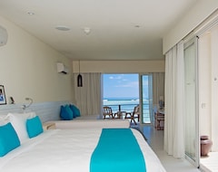 Holiday Inn Resort Kandooma Maldives (South Male Atoll, Maldivler)