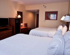 Khách sạn Hampton Inn & Suites Louisville East (Louisville, Hoa Kỳ)