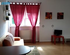Koko talo/asunto apartman-Raca (Bratislava, Slovakia)