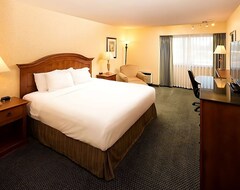 Hotel Affordable Getaway! Pet-friendly Property, Free Parking, Onsite Pool (Wenatchee, Sjedinjene Američke Države)