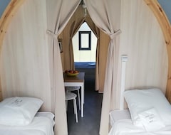 Leirintäalue Camping Parc D'Audinac Les Bains (Montjoie-en-Couserans, Ranska)
