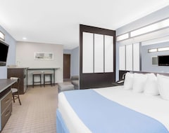 Hotel Microtel Inn & Suites Bath (Bath, USA)