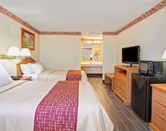 Hotel Days Inn & Suites by Wyndham Monroe (Monroe, USA)