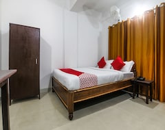 Hotel OYO Flagship 15828 Neexotica Azara (Guwahati, India)