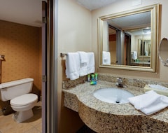 Hotel RL Cleveland Airport West (North Olmsted, USA)
