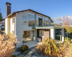 Toàn bộ căn nhà/căn hộ Stewart Lodge Holiday Home Perfection (Queenstown, New Zealand)