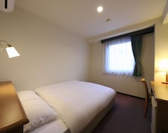 Hotel Seven Seven Takaoka (Takaoka, Japón)