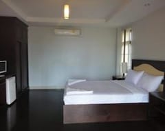 Hotel Khanom Sunrise Beach Resort (Surat Thani, Tajland)