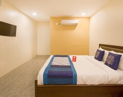 Khách sạn OYO 10225 Hotel Sree Chandana (Hyderabad, Ấn Độ)