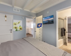 Cijela kuća/apartman Oceanfront Beach House - Sleeps 10 - Discounts And Specials Available (Sunset Beach, Sjedinjene Američke Države)