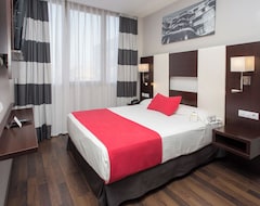 Hotel & Spa Villa Olimpica Suites (Barcelona, Spain)