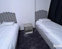 Pansiyon Dinar Apartments - Twin Bed (Abu Dabi, Birleşik Arap Emirlikleri)