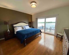 Hele huset/lejligheden Luxury Waterfront Kingston (Kingston, Canada)