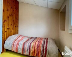 Casa/apartamento entero Gite Cayres, 3 Pieces, 7 Personnes - Fr-1-582-342 (Cayres, Francia)