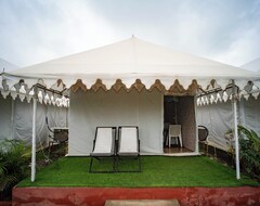 Khách sạn Unity Holiday Tent City (Vadodara, Ấn Độ)