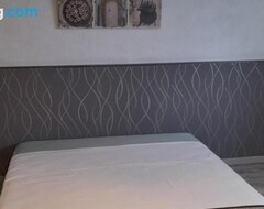 Cijela kuća/apartman Smith Cosy (Châteaumeillant, Francuska)