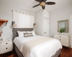 Tüm Ev/Apart Daire Adorable Creole Guest Cottage, Steps To Shopping, Restaurants, And Parade Route! (New Orleans, ABD)