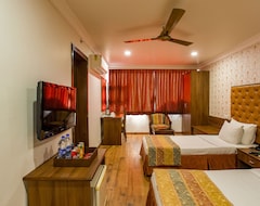 Hotelli The Grand Regency (Rajkot, Intia)