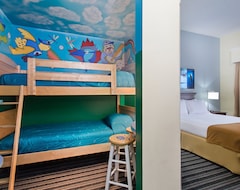 Otel Holiday Inn Express & Suites Clearwater North/Dunedin (Dunedin, ABD)
