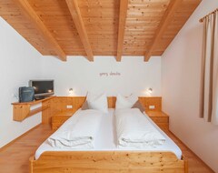 Khách sạn Mountain Air Double Room - Hotel Berghof (Pfunds, Áo)
