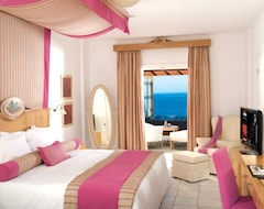 Khách sạn Royal Myconian - Leading Hotels of the World (Elia Beach, Hy Lạp)