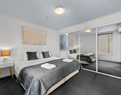 Khách sạn Exclusive Stays - The Summit (Melbourne, Úc)