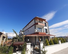 Khách sạn Bazyel Apart Otel (Ezine, Thổ Nhĩ Kỳ)