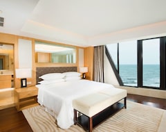Hotel Sheraton Yantai Golden Beach Resort (Yantai, Kina)