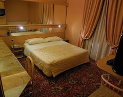 Hotelli Hotel Roma (Cesano Boscone, Italia)