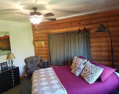 Entire House / Apartment Creek Side Mountain Cabin Retreat (Mount Pleasant, USA)