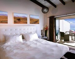 Cijela kuća/apartman Two Bedroom Apartment With Beautiful Lush Tropical Grounds (Fort James beach, Antigva i Barbuda)