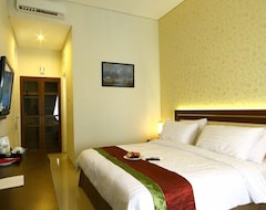 Hotelli Hotel The Gambir Anom (Surakarta, Indonesia)