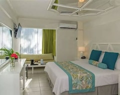 Hotel Hedonism II Resort (Negril, Jamaica)