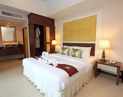 Hotel Thai Tani Pool Villa Resort (Pattaya, Thailand)