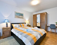 Toàn bộ căn nhà/căn hộ 2 Bedroom Accommodation In Trnovec (Trnovec Bartolovečki, Croatia)