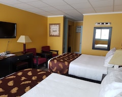 Khách sạn Alpine Inn & Suites (Revelstoke, Canada)