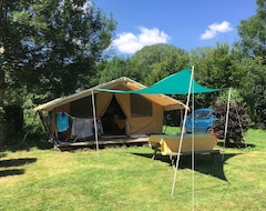 Khách sạn Camping Les Platanes (Beauvoir, Pháp)