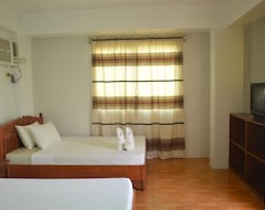 Hotel LA FIESTA GARDEN RESORT (Balabag, Filipini)