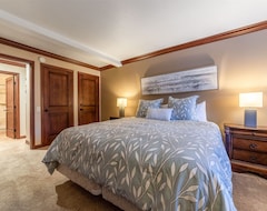 Hotel Snowbird Condos at Mammoths Canyon Lodge (Mammoth Lakes, Sjedinjene Američke Države)