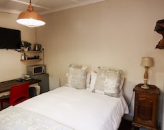 Bed & Breakfast Town And Country Mpumalanga (Middelburg, Nam Phi)