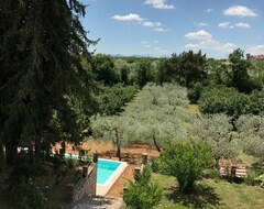 Toàn bộ căn nhà/căn hộ Casale Massucci Is Nature, History And Tranquility (Corchiano, Ý)