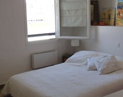 Casa/apartamento entero Maison De Charme Avec Patio à  10 Km Des Plages (Rivesaltes, Francia)
