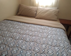 Hotel Beautiful 2-bedroomed Guest Cottage In Harare (Harare, Zimbabwe)