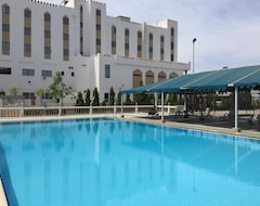 Hotel Al Madinah Holiday (Muscat, Umman)