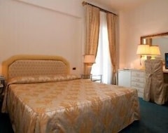 Hotel 4 Stagioni Sensus Spa (Bardolino, Italy)