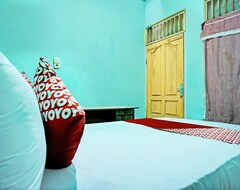 Khách sạn Oyo 93298 Barito House (Pematangsiantar, Indonesia)