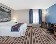 Hotel Super 8 by Wyndham Fort Frances (Fort Frances, Canada)