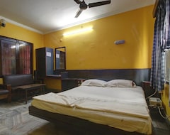 Khách sạn SPOT ON 43256 Hotel Anandha (Puducherry, Ấn Độ)